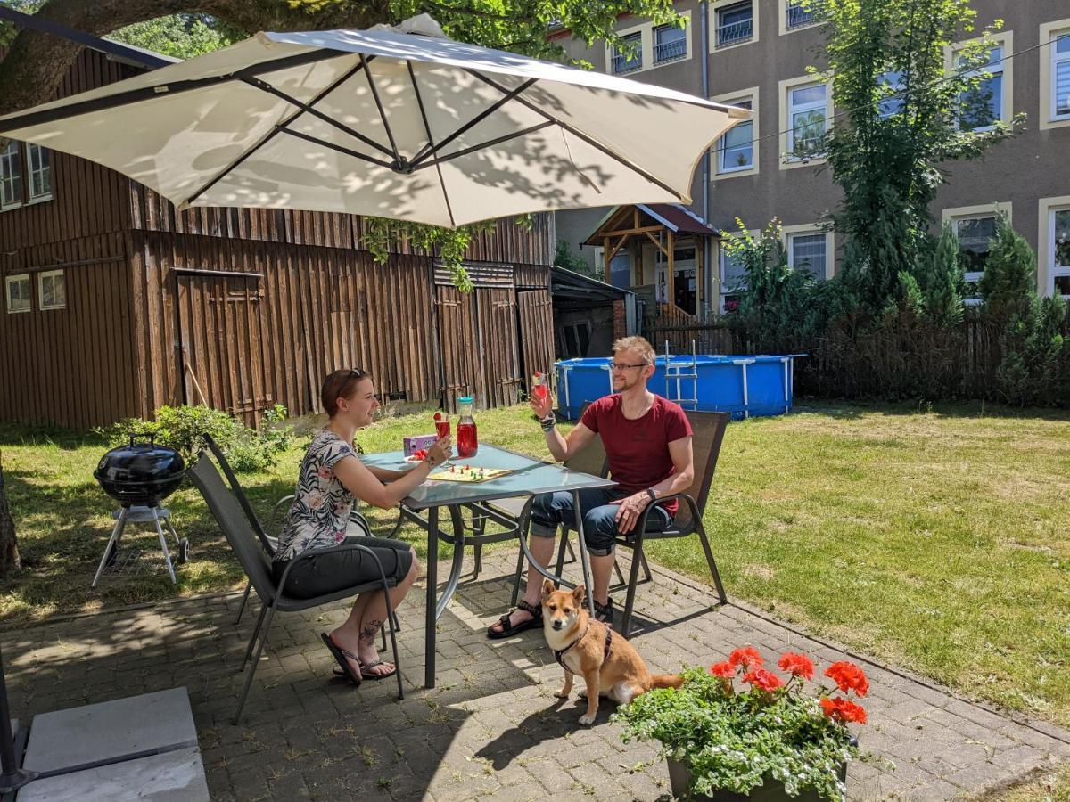 H1 - Urlaubsmagie - Pool & Terrasse Zum Entspannen Sebnitz Buitenkant foto
