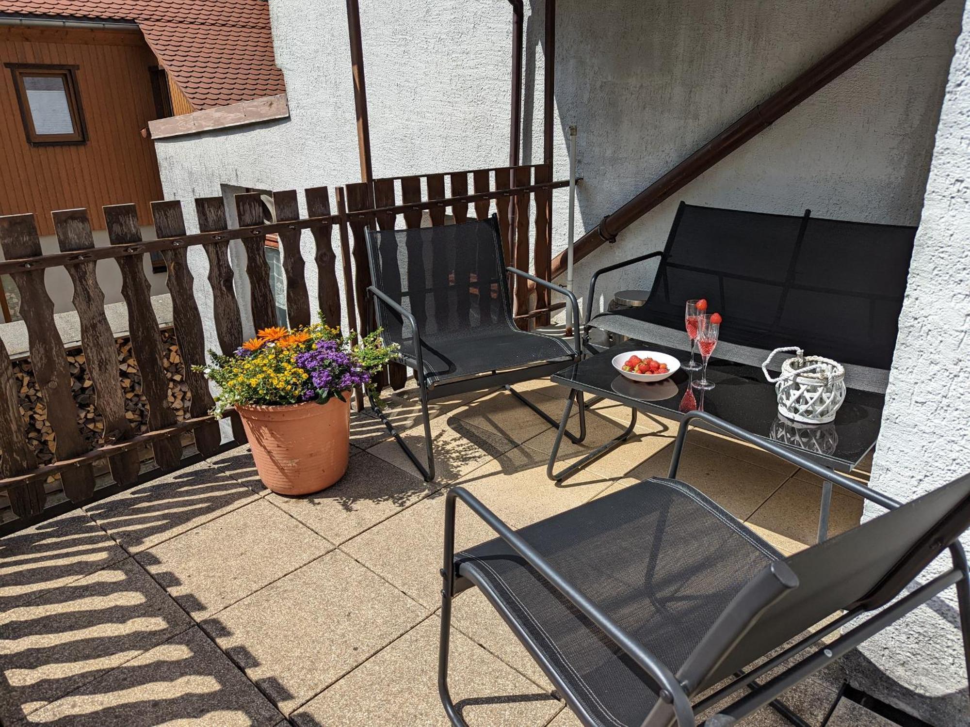 H1 - Urlaubsmagie - Pool & Terrasse Zum Entspannen Sebnitz Buitenkant foto